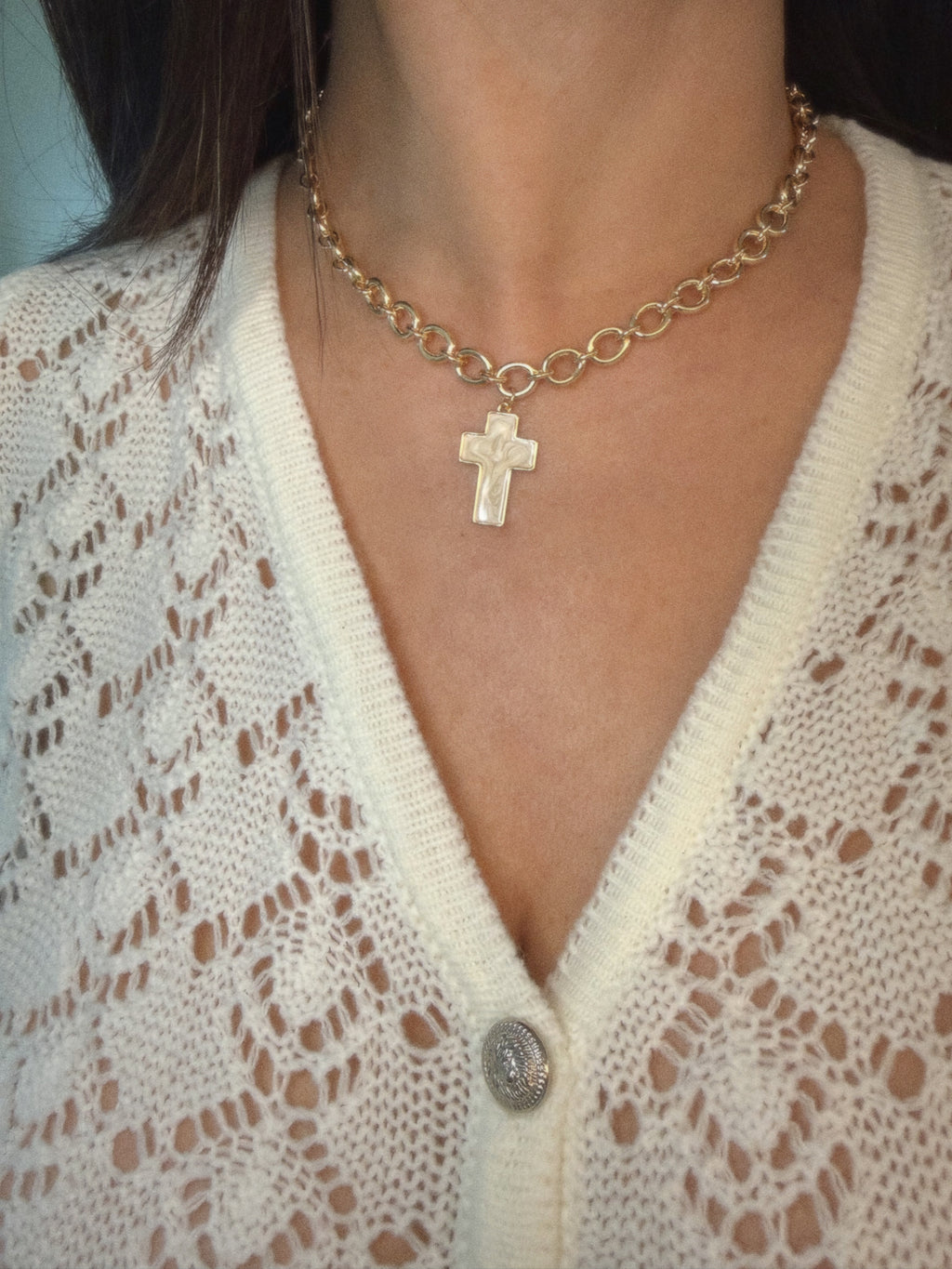 Cross gold necklace